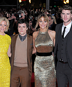 Jennifer_Lawrence_The_Hunger_Games_UK_Premiere_J0001_041.jpg