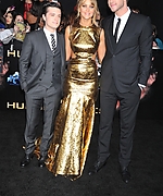 Jennifer_Lawrence_The_Hunger_Games_Premiere_J0001_030.jpg