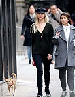 jennifer-lawrence-walks-her-dog-out-in-new-york-november-03-2016_404050418.jpg