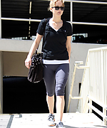 jenniferlawrenceorg24.jpg
