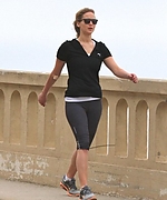 jenniferlawrenceorg38.jpg