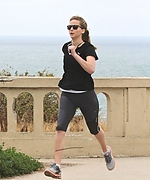 jenniferlawrenceorg44.jpg
