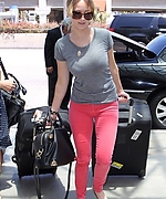jenniferlawrenceorg0007.jpg