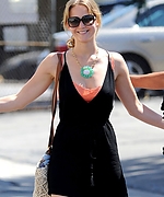 jenniferlawrenceorg025.jpg