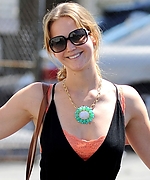 jenniferlawrenceorg028.jpg
