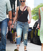 jenniferlawrenceorg009.jpg