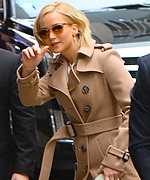 jenniferlawrenceorg008.jpg