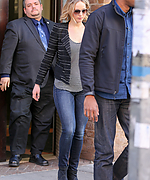 jenniferlawrenceorg007.jpg