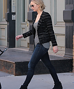 jenniferlawrenceorg020.jpg