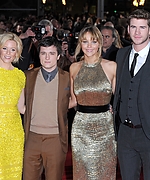 Jennifer_Lawrence_The_Hunger_Games_UK_Premiere_J0001_048.jpg