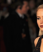 jenniferlawrenceorg321.jpg