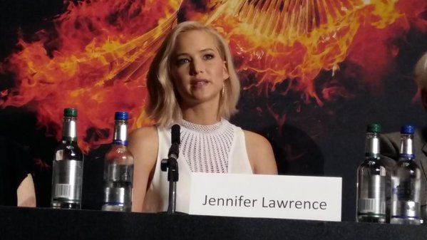 jenniferlawrenceorg008.jpg