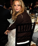 jenniferlawrenceorg0002.jpg