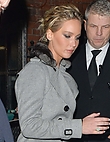 jennifer-lawrence-leaving-her-hotel-in-london-december-01-2016_502121429.jpg