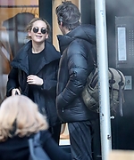 JLO24~3.jpg